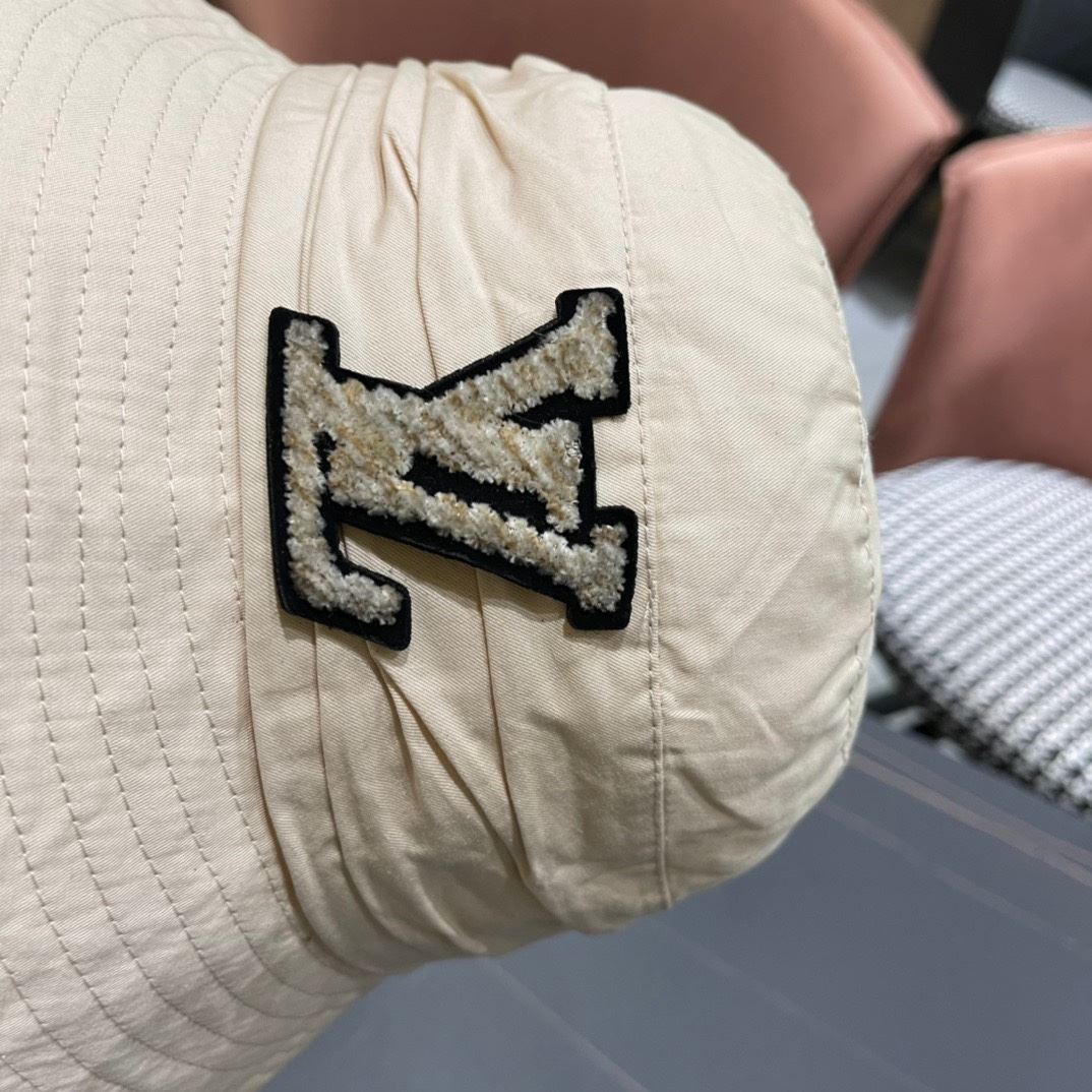 Louis Vuitton Caps